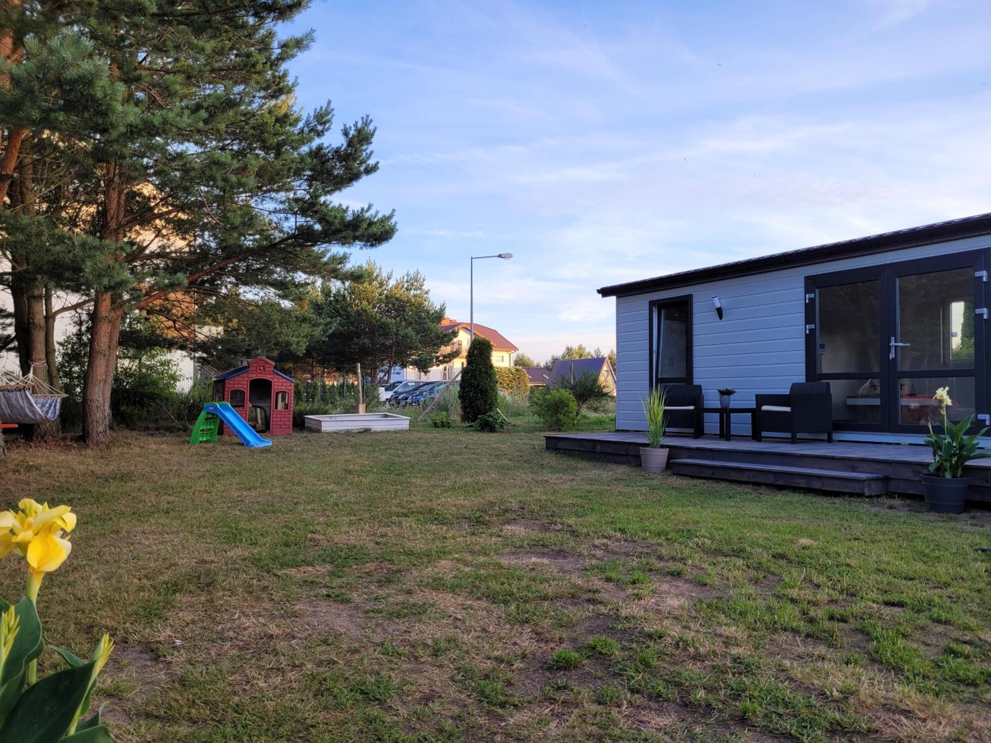 "Agus" Komfortowe I Nowczesne Domki W Cichej Okolicy Niedaleko Plazy Ostrowo  Exterior photo