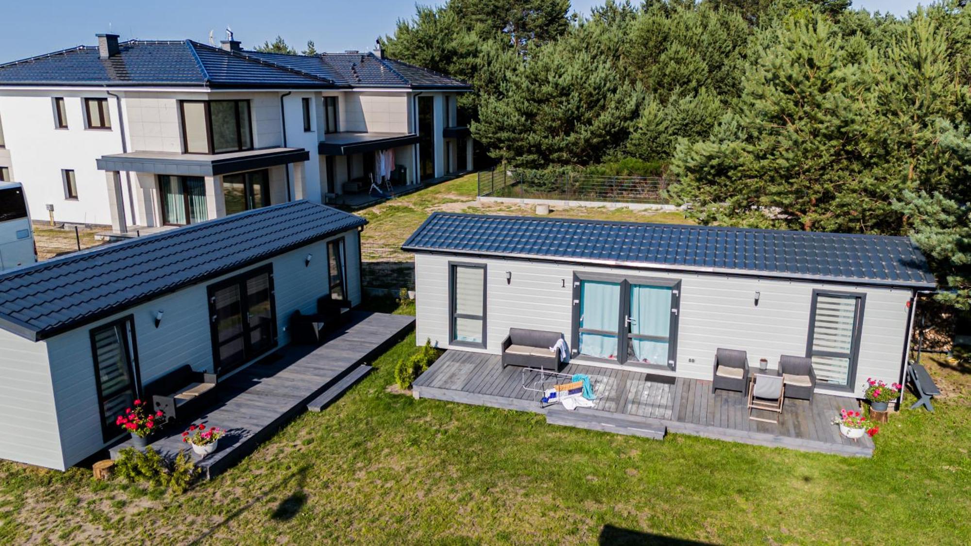 "Agus" Komfortowe I Nowczesne Domki W Cichej Okolicy Niedaleko Plazy Ostrowo  Exterior photo