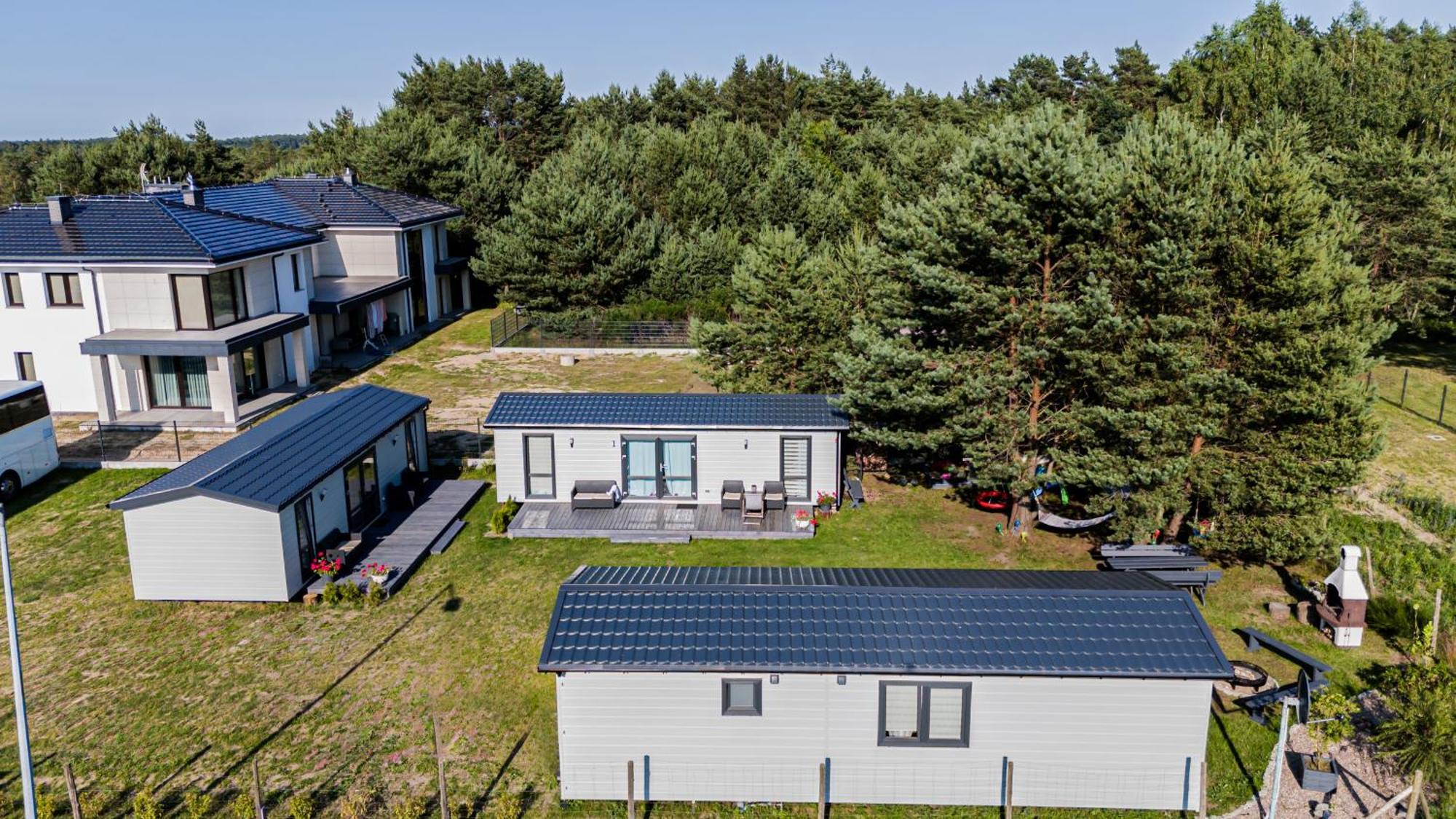"Agus" Komfortowe I Nowczesne Domki W Cichej Okolicy Niedaleko Plazy Ostrowo  Exterior photo
